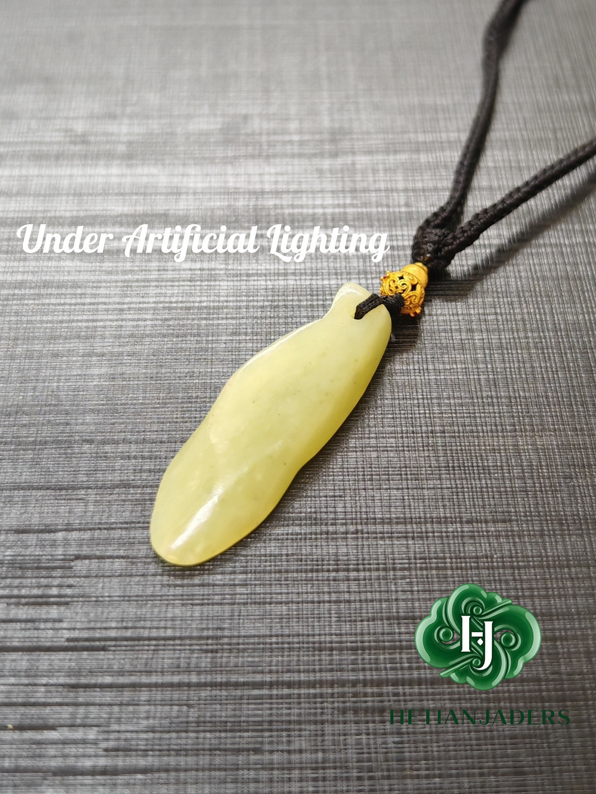 Authentic Hetian Ruoqiang Golden Emerald Yellow Jade Eagle Pendant / 和田玉若羌金翠黄口鹰形吊坠