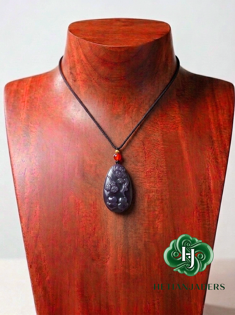 Authentic Hetian Imperial Purple Jade Carved Pendant / 和田玉帝王紫雕刻吊坠